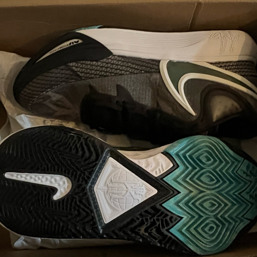 Nike Black and Green Athletic Shoes